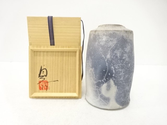 JAPANESE COLLECTIBLE / SADAO ICHISE / ASH GLAZE KILN-CHANGED VASE